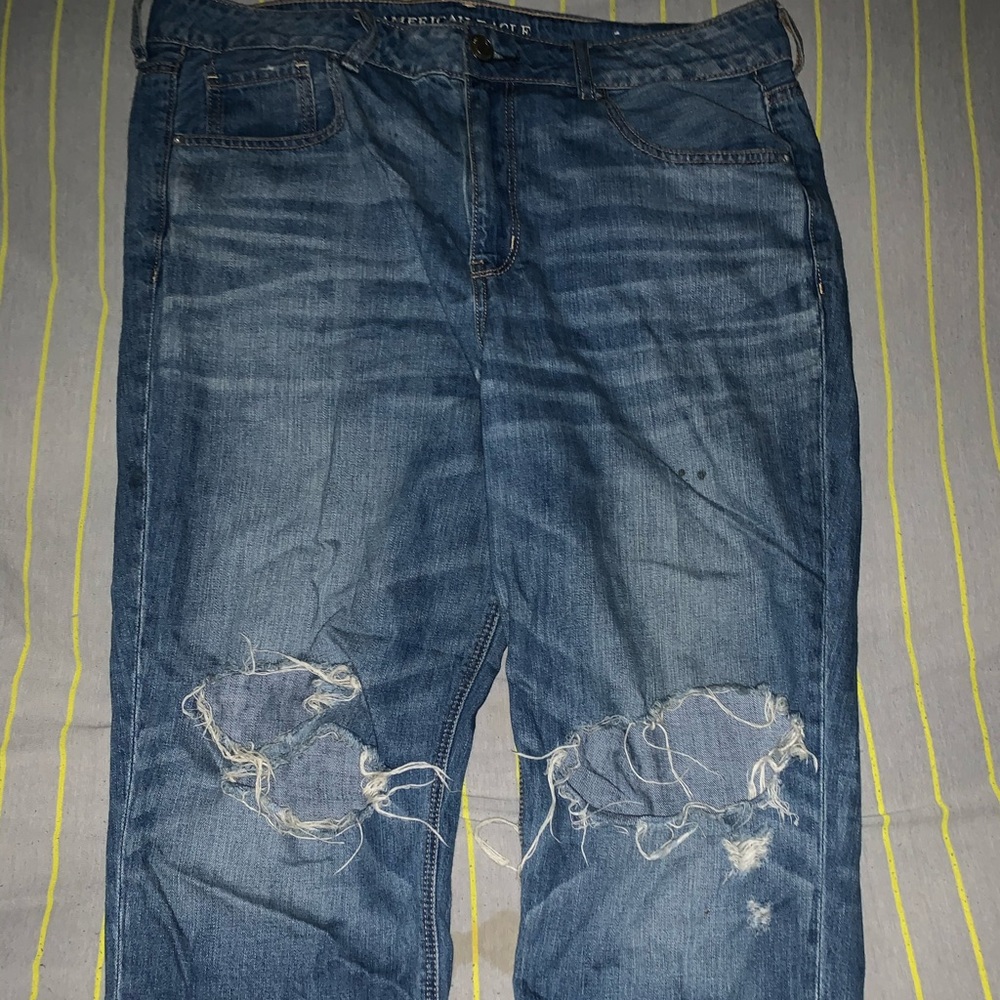 American Eagle ripped jeans